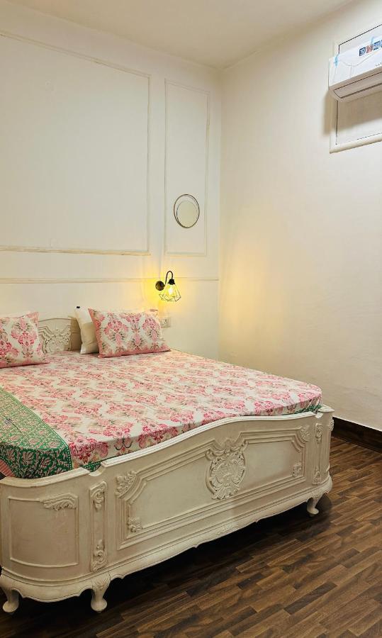 Anandmai Ghar - A Homestay In Gwalior Extérieur photo